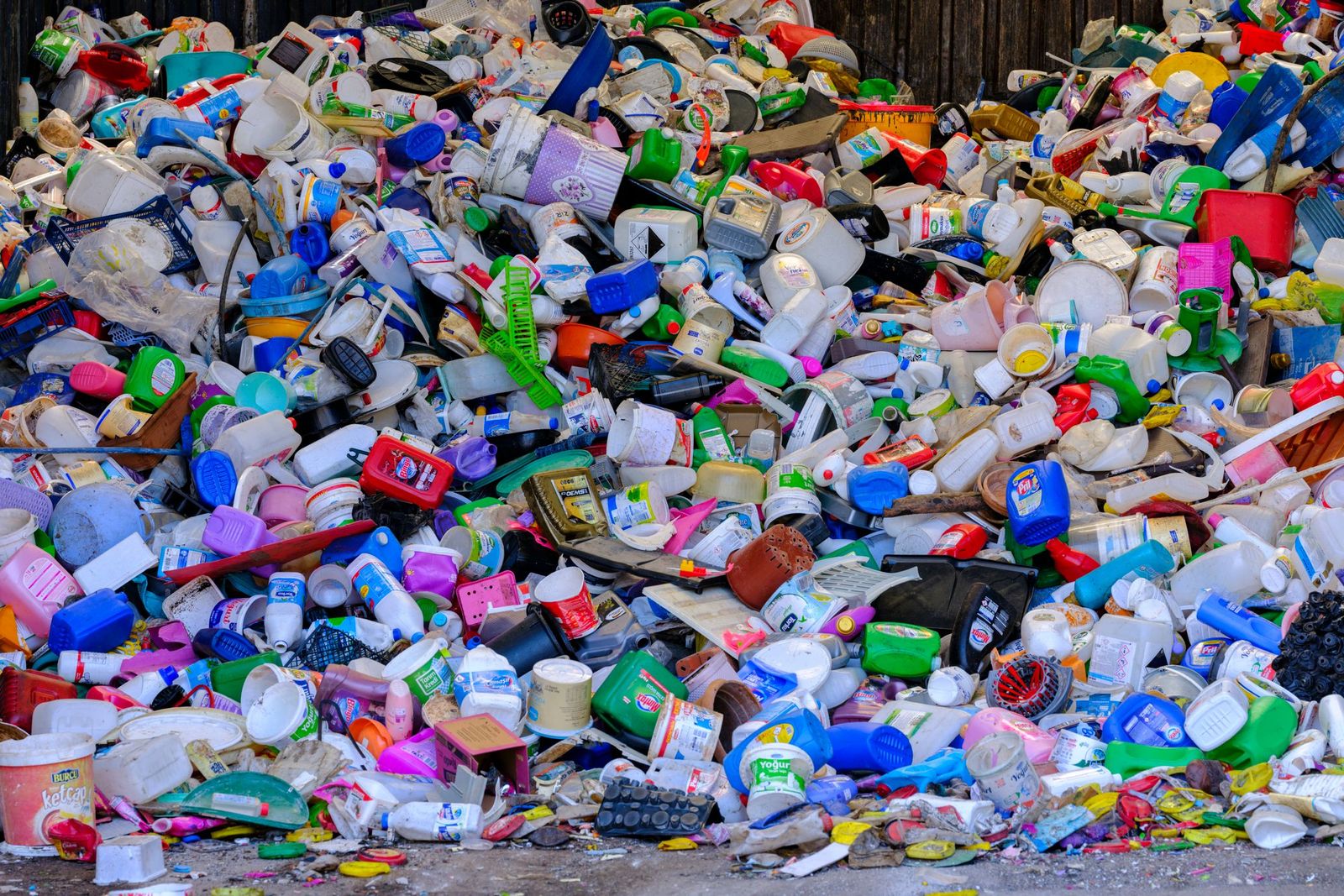 Circular economy recycling materials for end-of-life assessment